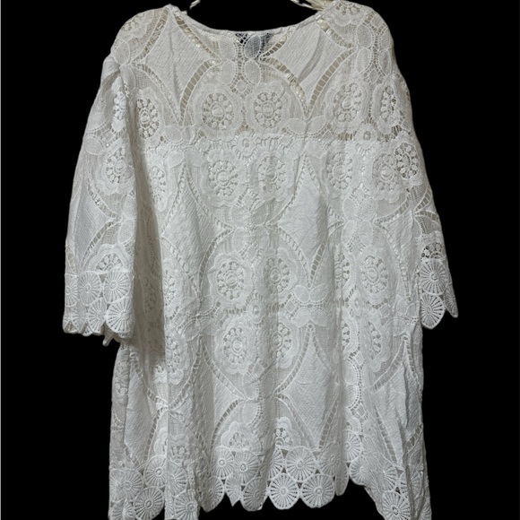 ADIVA Beautiful White Lined Blouse Size 2X - Picture 2 of 5